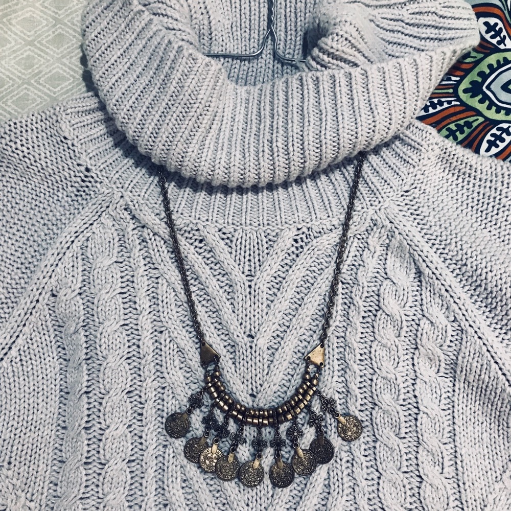 3 FOR 20💕CHARLOTTE RUSSE Long Chain Necklace